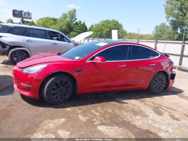 45700579 :رقم المزاد ، 5YJ3E1EA1KF307638 vin ، 2019 Tesla Model 3 Long Range/mid Range/standard Range/standard Range Plus مزاد بيع