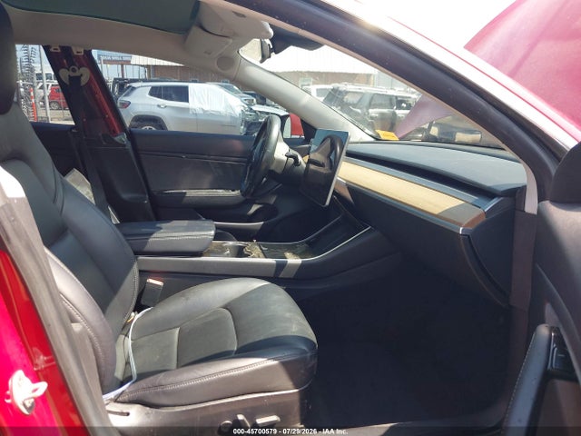 45700579 :رقم المزاد ، 5YJ3E1EA1KF307638 vin ، 2019 Tesla Model 3 Long Range/mid Range/standard Range/standard Range Plus مزاد بيع