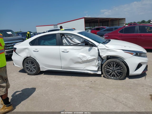 2024 Kia Forte Gt-line მანქანა იყიდება აუქციონზე, vin: 3KPF54AD3RE741848, აუქციონის ნომერი: 45700593
