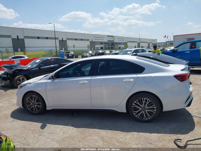 2024 Kia Forte Gt-line მანქანა იყიდება აუქციონზე, vin: 3KPF54AD3RE741848, აუქციონის ნომერი: 45700593