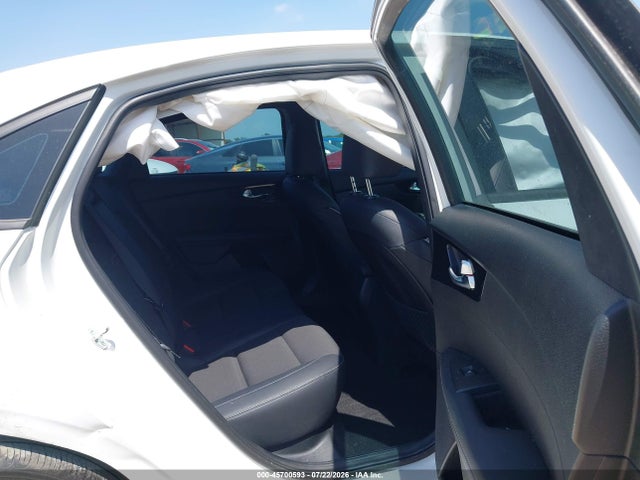 2024 Kia Forte Gt-line მანქანა იყიდება აუქციონზე, vin: 3KPF54AD3RE741848, აუქციონის ნომერი: 45700593