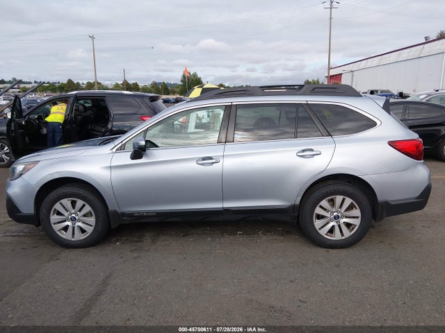 Subaru Outback 2.5i Premium 2018 4S4BSAFC4J3335218 Image 14
