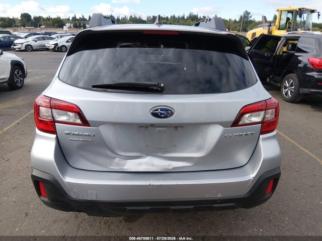 Subaru Outback 2.5i Premium 2018 4S4BSAFC4J3335218 Image 16
