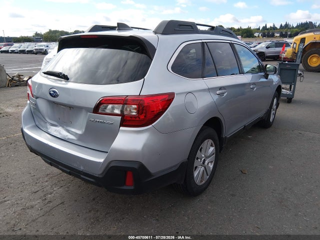 Subaru Outback 2.5i Premium 2018 4S4BSAFC4J3335218 Image 4