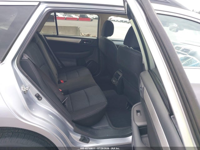 Subaru Outback 2.5i Premium 2018 4S4BSAFC4J3335218 Image 8