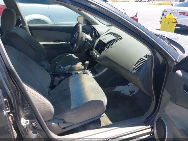 2005 Nissan Altima მანქანა იყიდება აუქციონზე, vin: IN4AL11D75C306742, აუქციონის ნომერი: 45700644