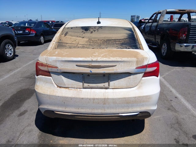 Продажа на аукционе авто 2013 Chrysler 200 Touring, vin: 1C3CCBBB5DN639809, номер лота: 45700648