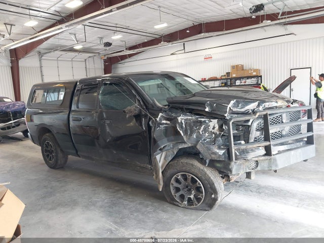 45700656 :رقم المزاد ، 1C6RR7FG1FS631645 vin ، 2015 Ram 1500 Express مزاد بيع