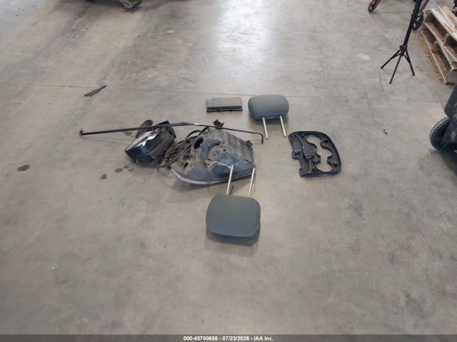 45700656 :رقم المزاد ، 1C6RR7FG1FS631645 vin ، 2015 Ram 1500 Express مزاد بيع