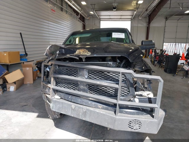 45700656 :رقم المزاد ، 1C6RR7FG1FS631645 vin ، 2015 Ram 1500 Express مزاد بيع