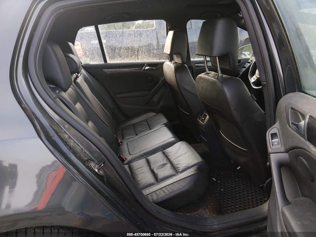 45700660 :رقم المزاد ، WVWHV7AJ6AW408649 vin ، 2010 Volkswagen Gti 4-door مزاد بيع