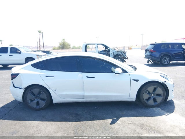 Tesla Model 3 Rear-wheel Drive 2022 5YJ3E1EA7NF238264 Image 11