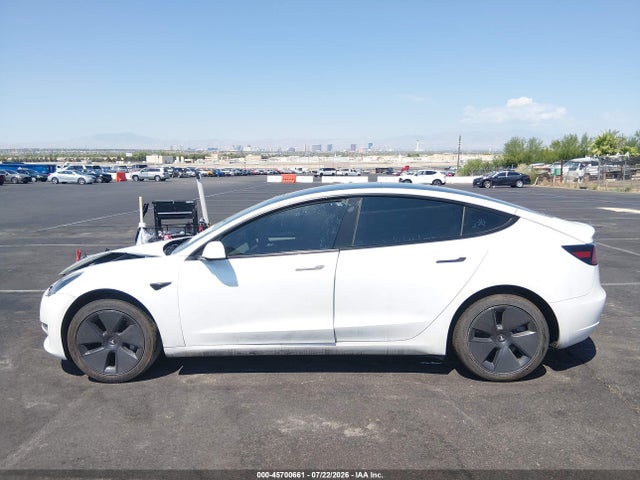 Tesla Model 3 Rear-wheel Drive 2022 5YJ3E1EA7NF238264 Image 12