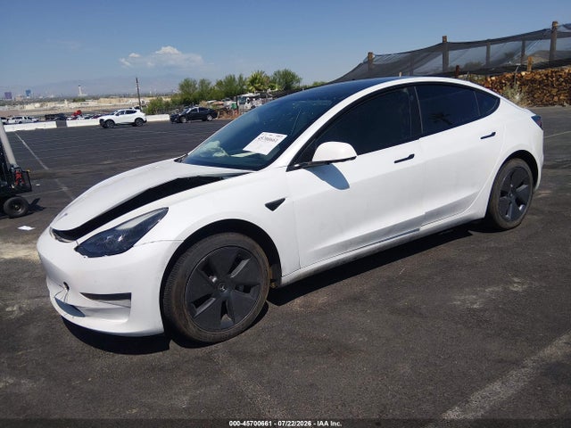 Tesla Model 3 Rear-wheel Drive 2022 5YJ3E1EA7NF238264 Image 2