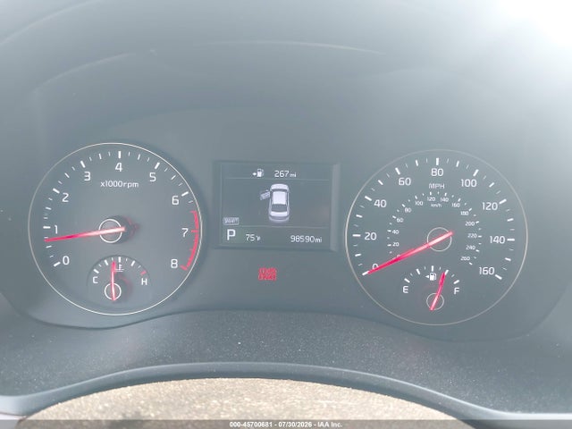 Продажа на аукционе авто 2017 Kia Cadenza Premium, vin: KNALC4J16H5049072, номер лота: 45700681