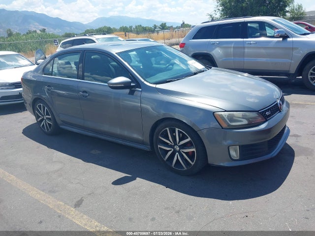 45700697 :رقم المزاد ، 3VW467AJ2DM411500 vin ، 2013 Volkswagen Jetta Gli Autobahn W/nav مزاد بيع