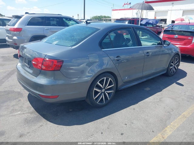 45700697 :رقم المزاد ، 3VW467AJ2DM411500 vin ، 2013 Volkswagen Jetta Gli Autobahn W/nav مزاد بيع