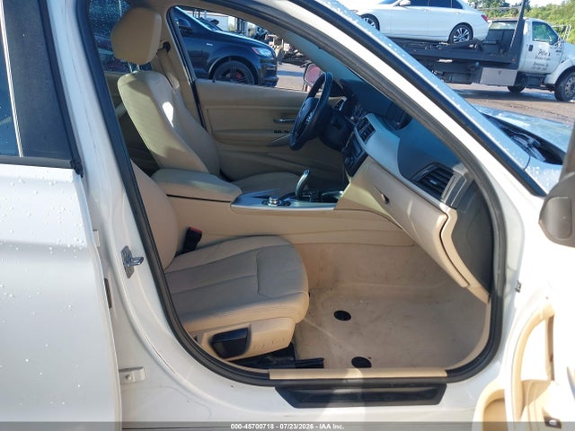 Aukcja sprzedaży 2013 Bmw 320i Xdrive, vin: WBA3C3C51DF982585, numer aukcji: 45700718