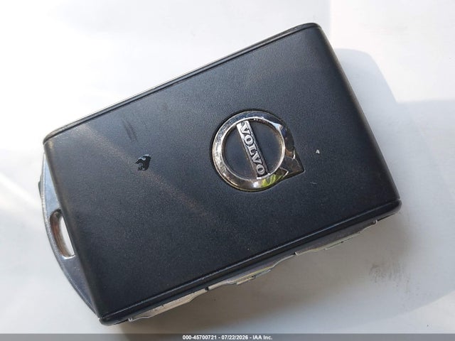 Продажа на аукционе авто 2024 Volvo S60 B5 Plus Dark Theme, vin: 7JRL12FL1RG326967, номер лота: 45700721