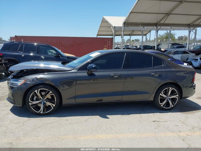 Продажа на аукционе авто 2024 Volvo S60 B5 Plus Dark Theme, vin: 7JRL12FL1RG326967, номер лота: 45700721