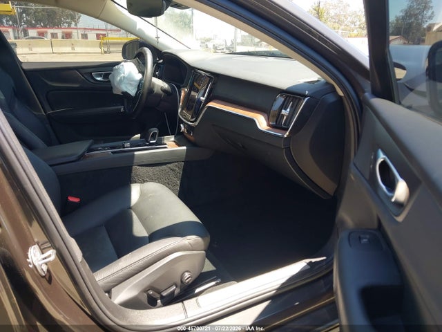 Продажа на аукционе авто 2024 Volvo S60 B5 Plus Dark Theme, vin: 7JRL12FL1RG326967, номер лота: 45700721