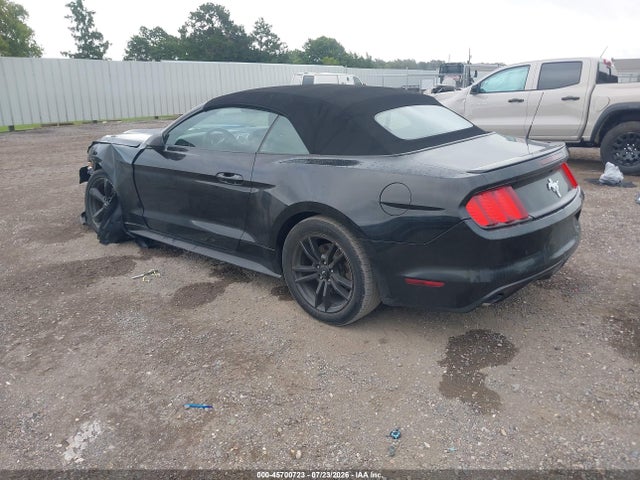 45700723 :رقم المزاد ، 1FATP8EM3H5236648 vin ، 2017 Ford Mustang V6 مزاد بيع