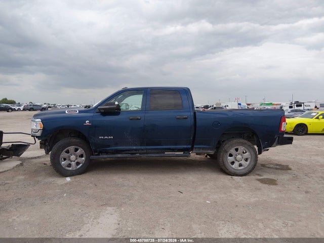 2022 Ram 2500 Tradesman  4x4 6'4 Box მანქანა იყიდება აუქციონზე, vin: 3C6UR5CL5NG324274, აუქციონის ნომერი: 45700725
