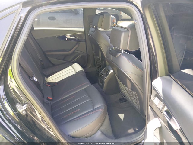 Aukcja sprzedaży 2018 Audi A4 2.0t Premium, vin: WAUFNAF41JA115503, numer aukcji: 45700726