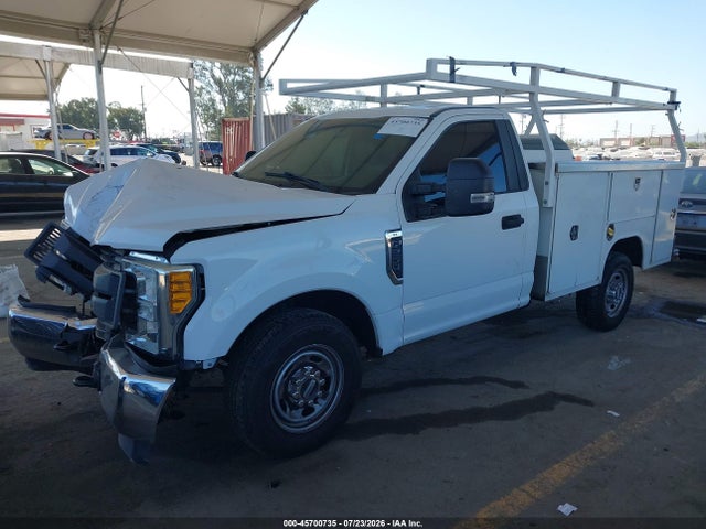Ford F-250 Xl 2017 1FDBF2A62HEC82545 Image 2