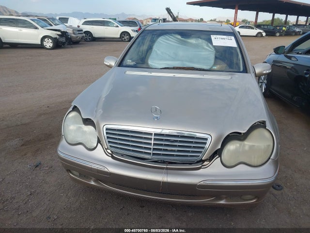 45700760 :رقم المزاد ، WDBRF61J81F055793 vin ، 2001 Mercedes-benz C 240 مزاد بيع