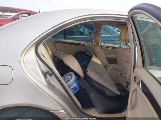 45700760 :رقم المزاد ، WDBRF61J81F055793 vin ، 2001 Mercedes-benz C 240 مزاد بيع