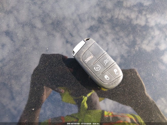 Продажа на аукционе авто 2018 Jeep Grand Cherokee Altitude 4x4, vin: 1C4RJFAG6JC377659, номер лота: 45700769