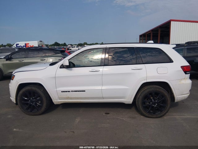 Продажа на аукционе авто 2018 Jeep Grand Cherokee Altitude 4x4, vin: 1C4RJFAG6JC377659, номер лота: 45700769