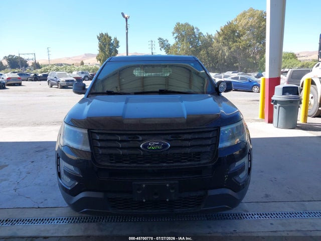 Ford Police Interceptor Utility 2018 1FM5K8AR1JGC49570 Image 17