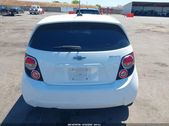 Продаж на аукціоні авто 2015 Chevrolet Sonic Ls Auto, vin: 1G1JA6SHXF4159089, номер лоту: 45700796