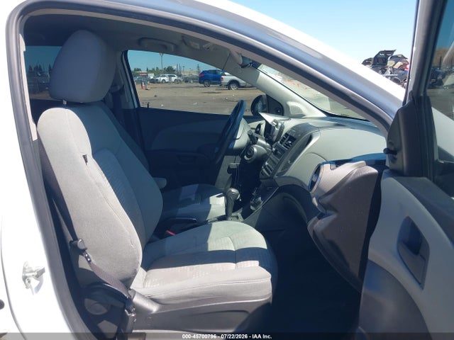 Продаж на аукціоні авто 2015 Chevrolet Sonic Ls Auto, vin: 1G1JA6SHXF4159089, номер лоту: 45700796