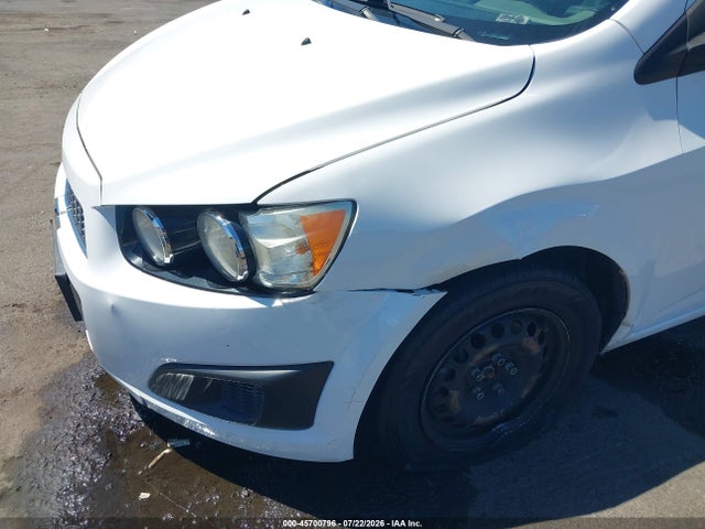 Продаж на аукціоні авто 2015 Chevrolet Sonic Ls Auto, vin: 1G1JA6SHXF4159089, номер лоту: 45700796
