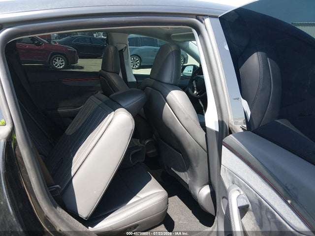 Продажа на аукционе авто 2026 Tesla Model Y All-wheel Drive/long Range Launch Series/premium All-wheel Drive, vin: 7SAYGDEE6TF377001, номер лота: 45700801