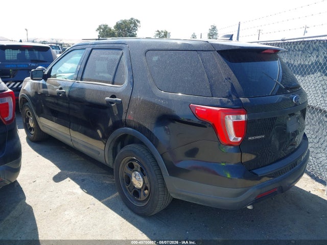 Ford Police Interceptor Utility 2018 1FM5K8AR5JGC49572 Image 3
