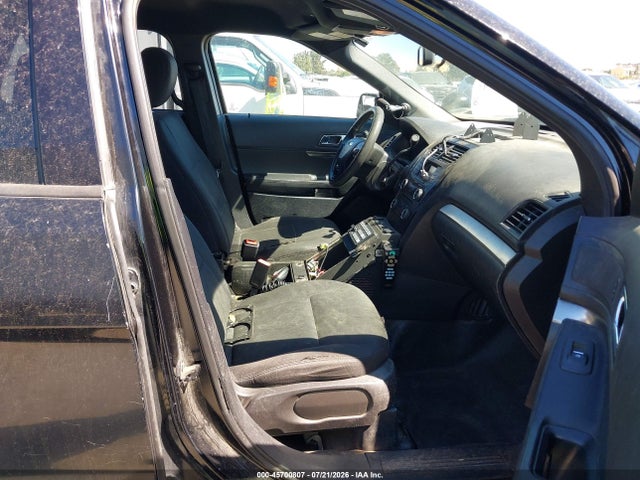 Ford Police Interceptor Utility 2018 1FM5K8AR5JGC49572 Image 5