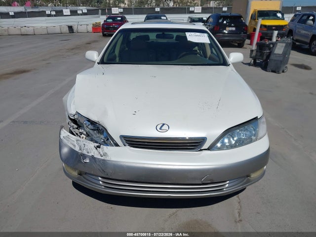 1999 Lexus Es 300 მანქანა იყიდება აუქციონზე, vin: JT8BF28G9X0161721, აუქციონის ნომერი: 45700815