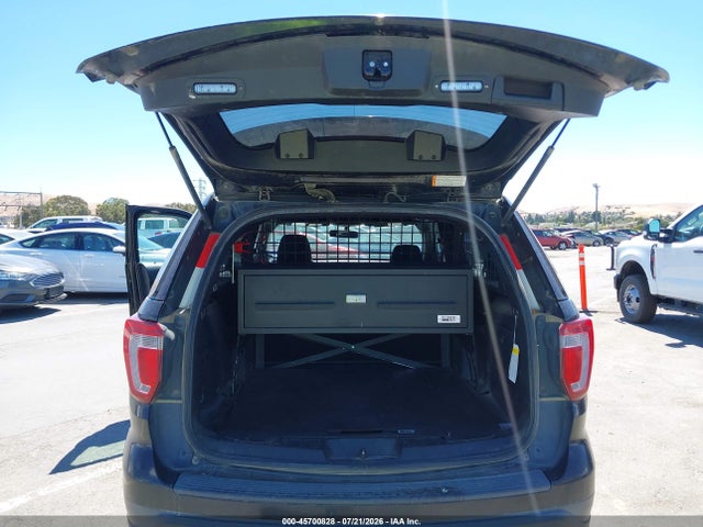 Ford Police Interceptor Utility 2018 1FM5K8ARXJGC49566 Image 12