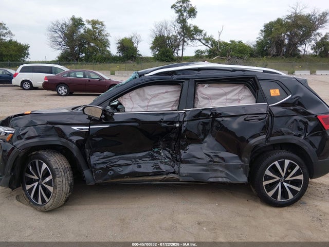 Продаж на аукціоні авто 2024 Volkswagen Taos 1.5t Se, vin: 3VVSX7B26RM002102, номер лоту: 45700832