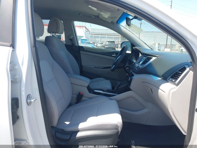 Hyundai TUCSON SE 2018 KM8J23A47JU710455 Image 5