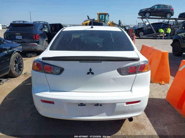 2015 Mitsubishi Lancer Es მანქანა იყიდება აუქციონზე, vin: JA32U2FU1FU004030, აუქციონის ნომერი: 45700887