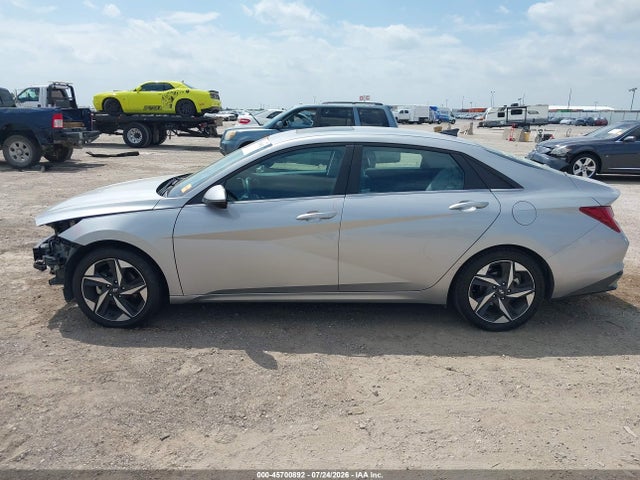 Продажа на аукционе авто 2022 Hyundai Elantra Limited, vin: 5NPLP4AG5NH072768, номер лота: 45700892