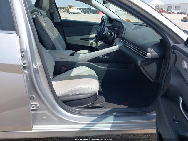 Продажа на аукционе авто 2022 Hyundai Elantra Limited, vin: 5NPLP4AG5NH072768, номер лота: 45700892