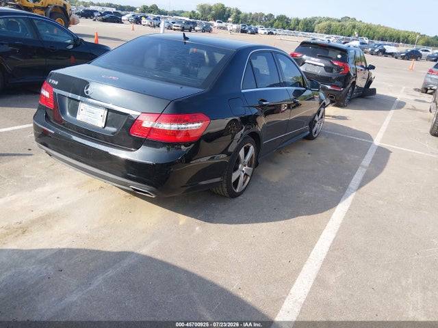2010 Mercedes-benz E 350 მანქანა იყიდება აუქციონზე, vin: WDDHF5GB0AA151945, აუქციონის ნომერი: 45700925