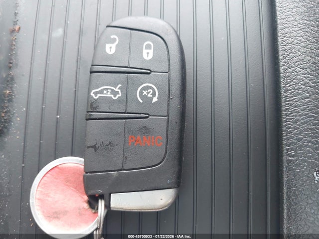 45700933 :رقم المزاد ، 2C3CDXCT1FH737992 vin ، 2015 Dodge Charger R/t مزاد بيع