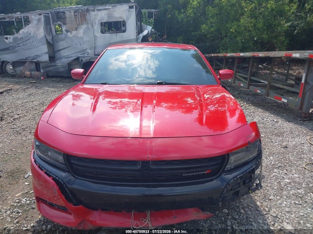45700933 :رقم المزاد ، 2C3CDXCT1FH737992 vin ، 2015 Dodge Charger R/t مزاد بيع